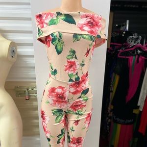 Off the shoulder Pants romper!